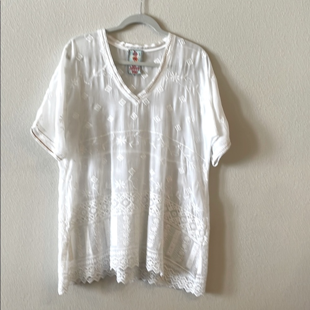 Beautiful Johnny Was White Blouse
